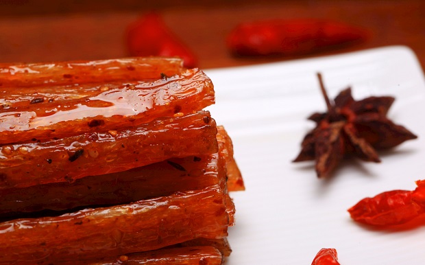 網(wǎng)紅食品為何頻頻“塌房”？別低頭，小心“皇冠”會(huì)掉